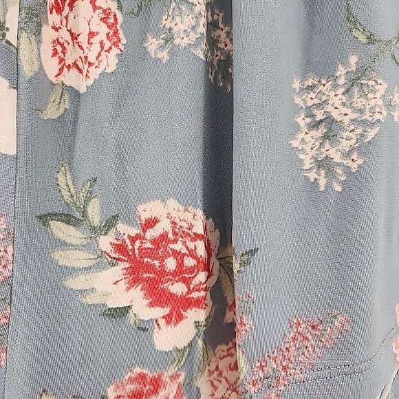 Flora Nikrooz Silky Floral Shorts Cami 2-Piece Pajama Set Sz‎ L Grey Feminine - Picture 6 of 7